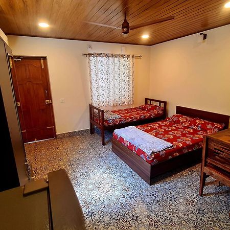 Sunny Smiles Homestay منغالور المظهر الخارجي الصورة